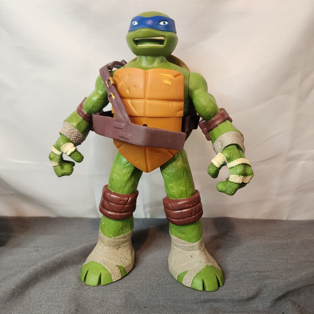 Teenage Mutant Ninja Turtles Leonardo 2014 Viacom Action Figure No Weapons 10.5"